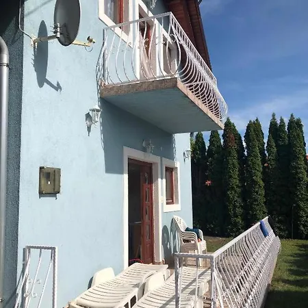 Apartment Balatonfenyves