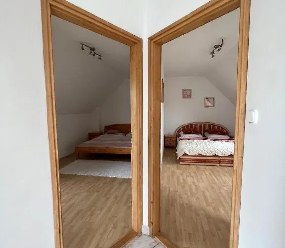 Apartment Balatonfenyves * Балатонфеньвеш